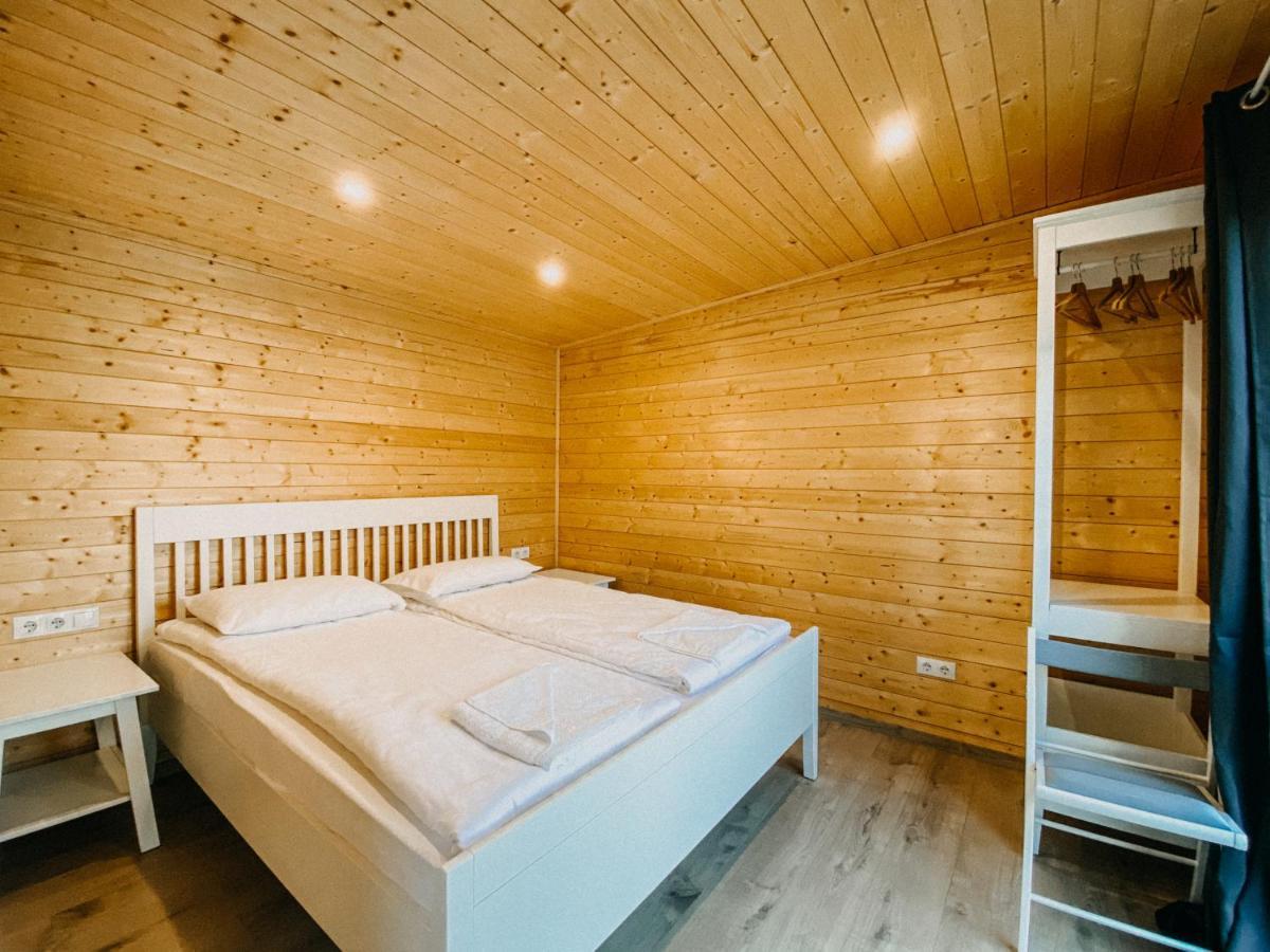 Pixel - Tiny Campus Villa เตอร์กู เซกูเยสก์ ภายนอก รูปภาพ