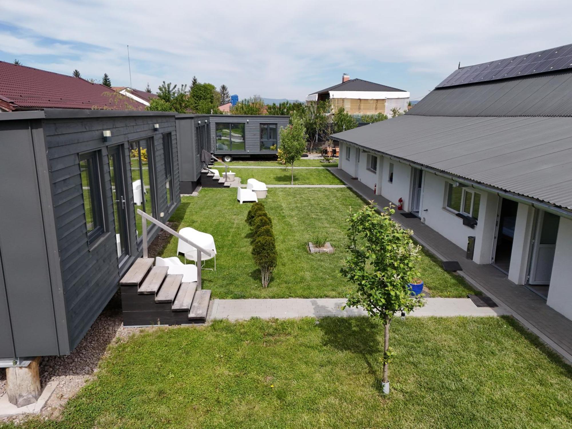 Pixel - Tiny Campus Villa เตอร์กู เซกูเยสก์ ภายนอก รูปภาพ
